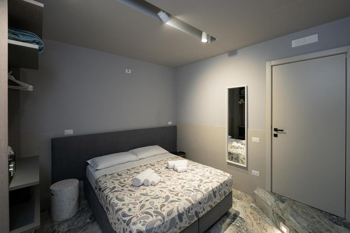 Mia Suites Hotel Bella Capri Napels Buitenkant foto