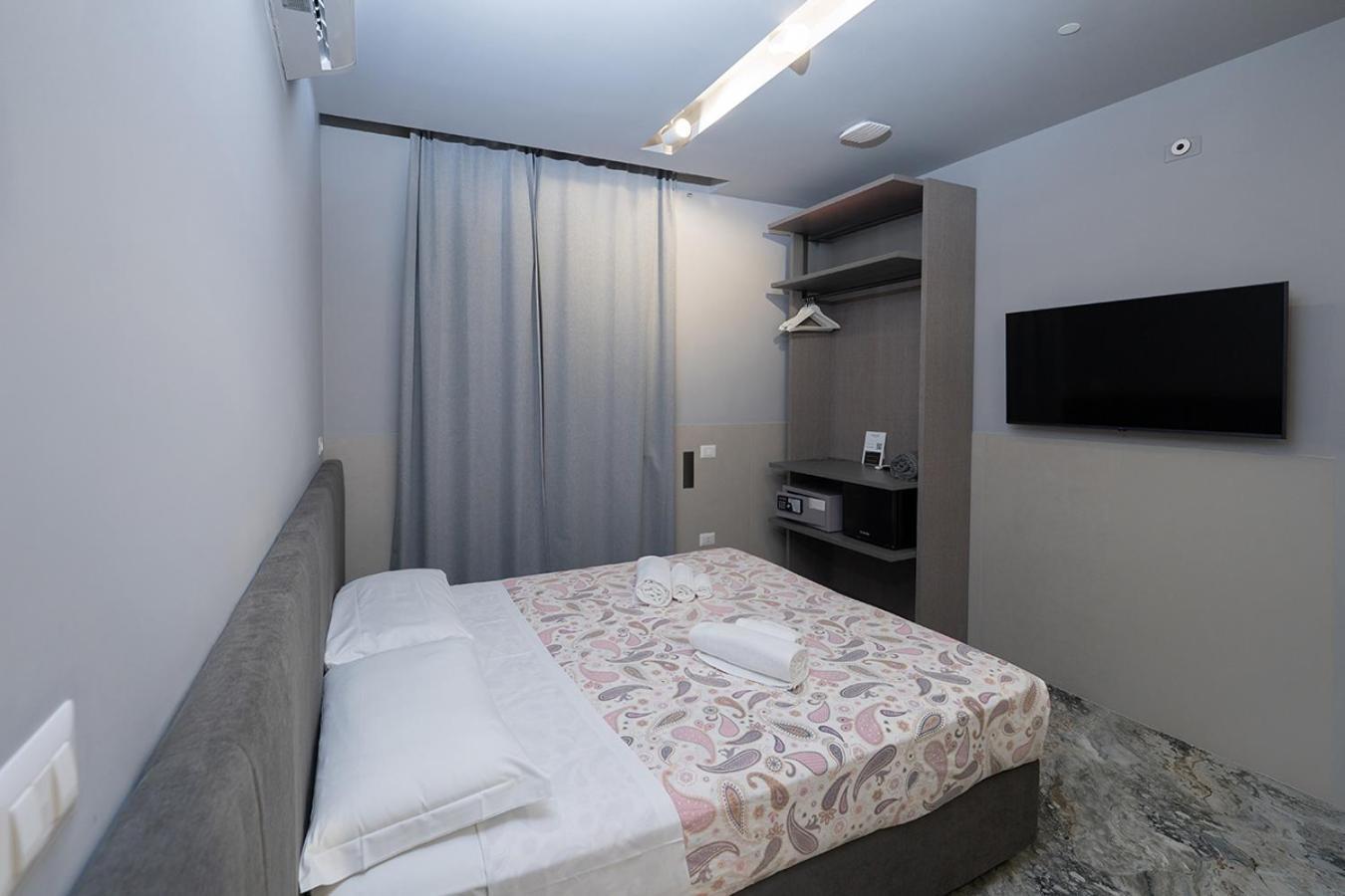 Mia Suites Hotel Bella Capri Napels Buitenkant foto